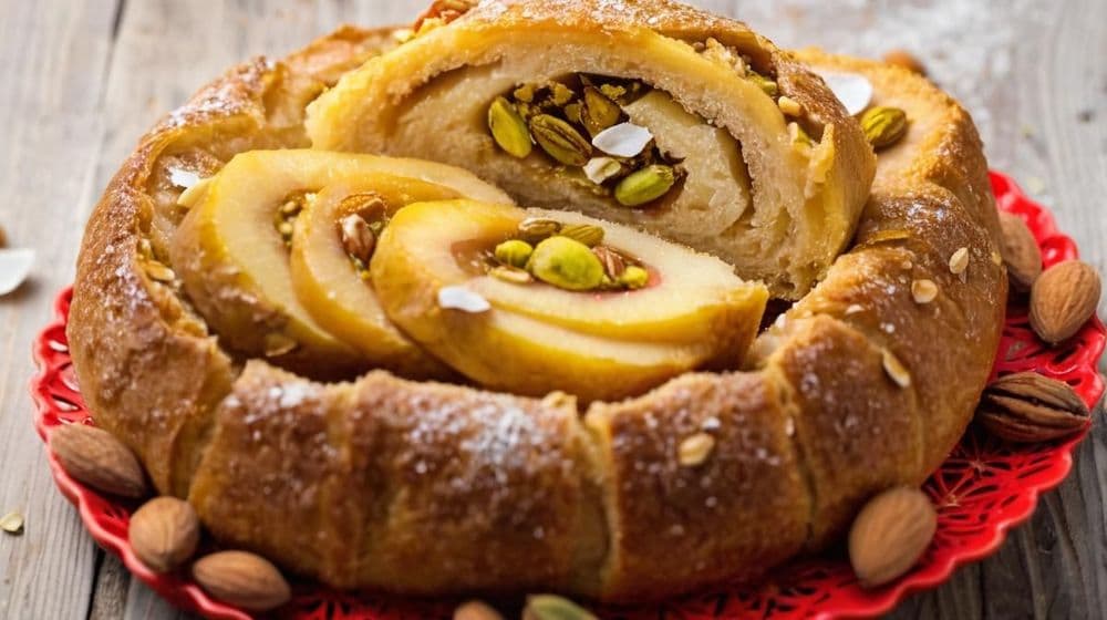 Средиземноморско руло с ябълки и ядки