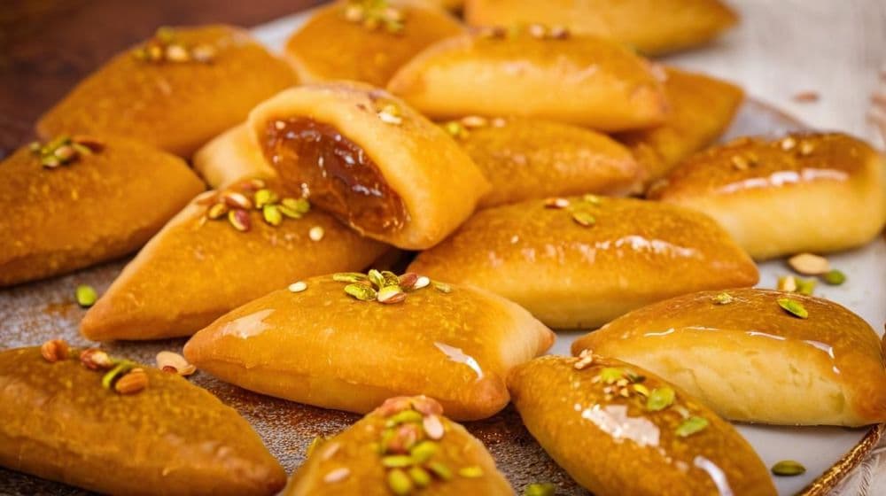 Ливански сладки с плънка от фурми и ядки