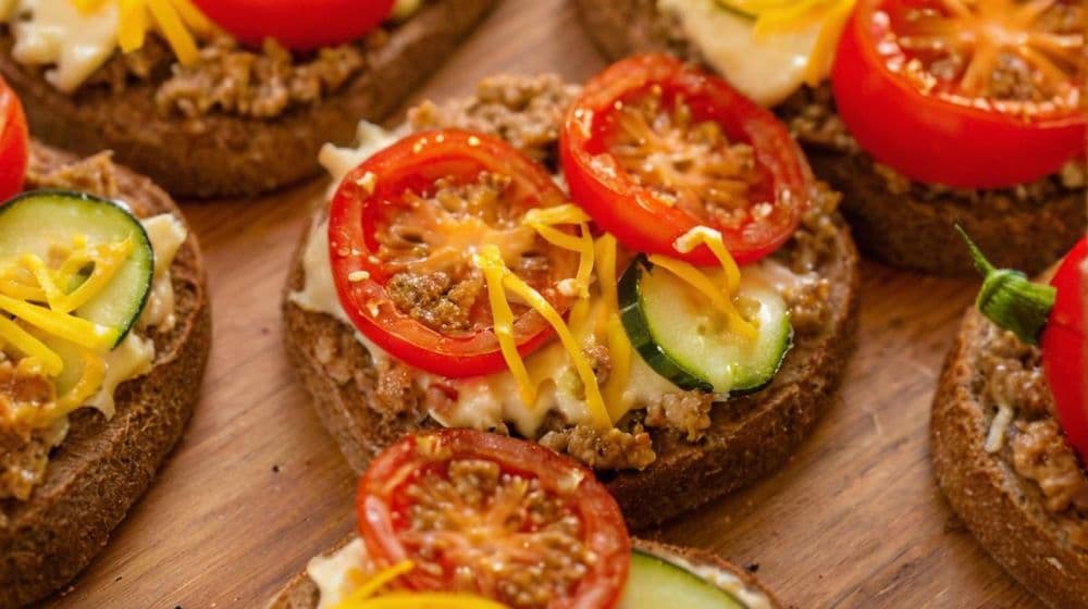 Мъфини с месна пълнеж и зеленчуци