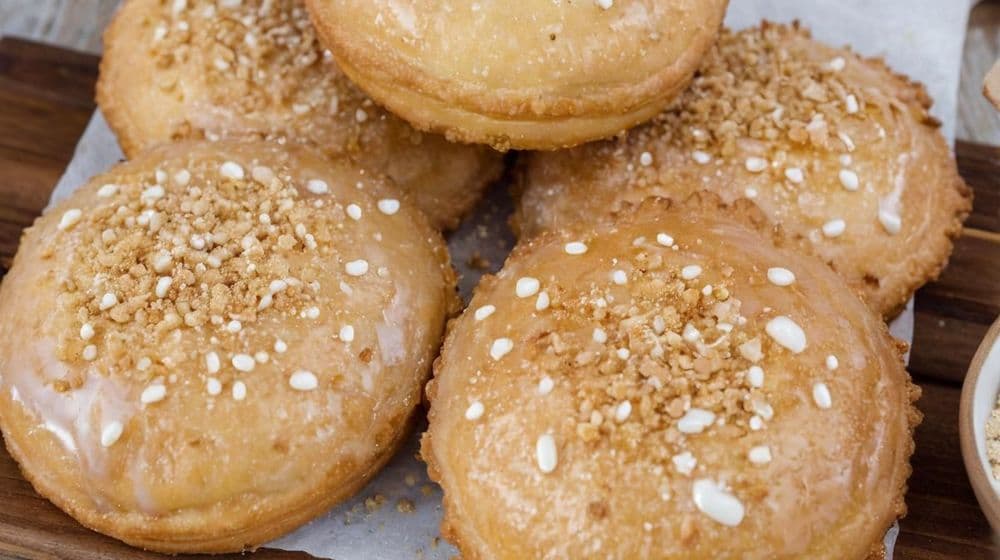Маслени кръгли сладки с хрупкави трохи